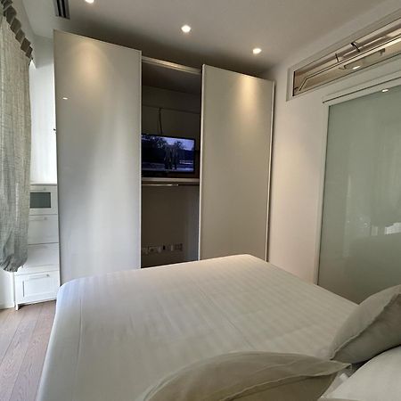 Fifty Eight Milan Duomo Apartment Exterior photo