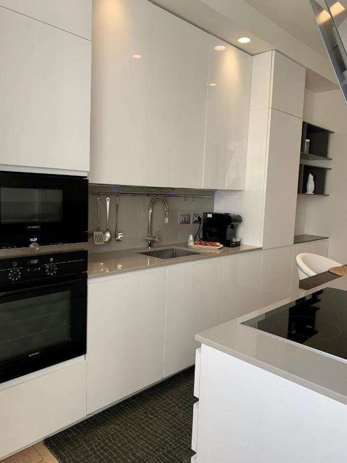 Fifty Eight Milan Duomo Apartment Exterior photo