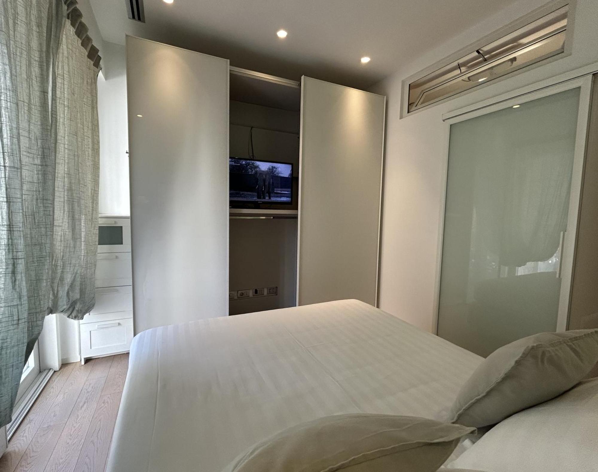 Fifty Eight Milan Duomo Apartment Exterior photo